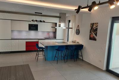 Apartament cu 3 camere semidecomandat în Central - 5