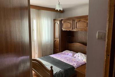 Inchiriez apartament 3 cam,centrala gaz, 2 bai – Rovine, G-uri, etaj 1, dec - 5