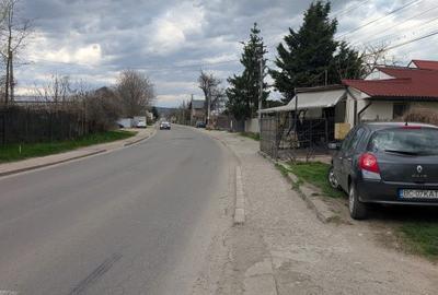 Teren de 455 mp, în CFR - 4
