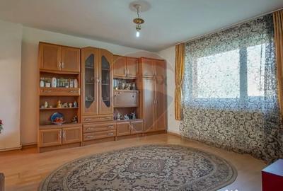 Apartament cu 4 camere decomandat, mobilat în Avantgarden - 1