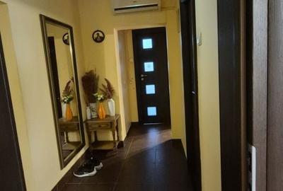 Apartament cu 3 camere decomandat în Lăpuș Argeș - 1