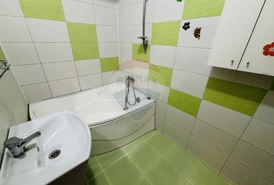 Apartament spatios de vanzare 2 camere EROILOR . VOLUNTARI A3 - 19