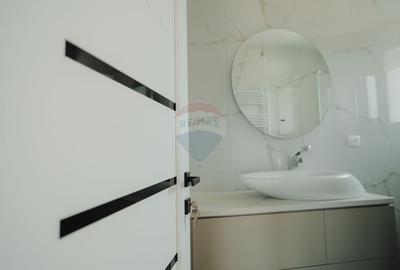 Casa / Vila  de vanzare la rosu  in Radauti - 14
