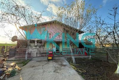 Casa de vanzare - 8 camere, Adunatii Copaceni / Comision 0 - 6