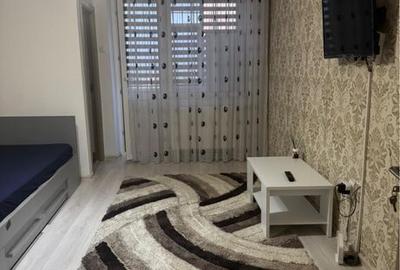 Garsonieră decomandată în Exterior Vest - 1