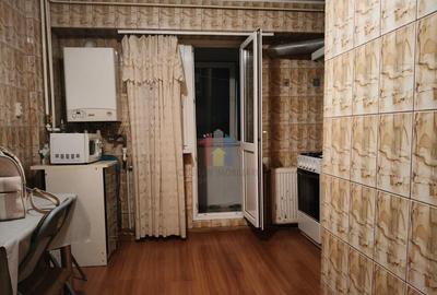 Apartament cu 3 camere decomandat în Buzaului - 5