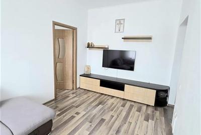Apartament cu 2 camere semidecomandat în Km 4-5