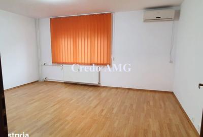 Apartament cu 2 camere decomandat în Decebal - 2
