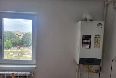 APARTAMENT 3 CAMERE DE VANZARE- ZONA INEL 2 - 5