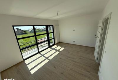 Casă cu 5 camere cu Teren 490 Mp în Păulești - 10