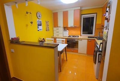 Apartament cu 3 camere semidecomandat în Astra - 7