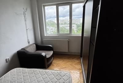 Apartament cu 3 camere semidecomandat în Nord - 11