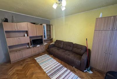 Inchiriez apartament cu o camera langa Jude?ean - 3