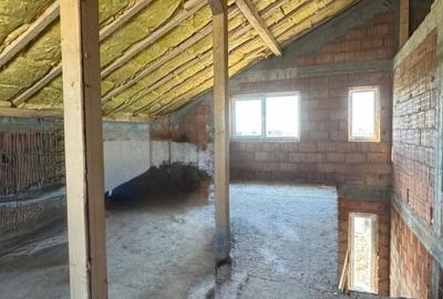 Casă cu 3 camere în Moșnița Veche - 2
