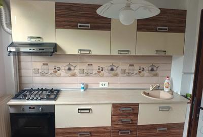 Apartament cu 4 camere semidecomandat în Central - 6