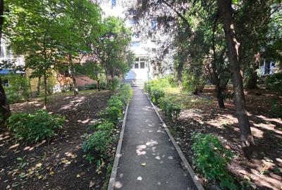 Apartament cu 2 camere în George Enescu - 2