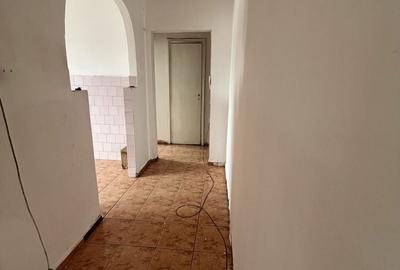 Apartament cu 3 camere semidecomandat în Aleșd - 6