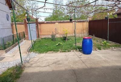 Casă cu 3 camere cu Teren 1347 Mp în Central