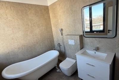 Casă cu 4 camere cu Teren 200 Mp în Drumul Taberei - 8