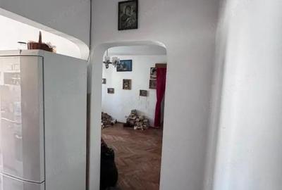 Apartament cu 3 camere decomandat în Central - 2