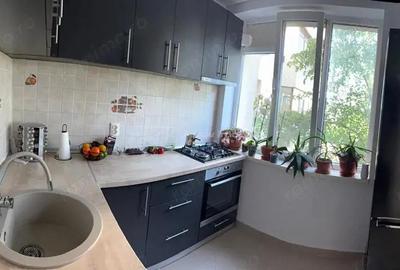 2 camere - renovat complet - Str Garii de Nord