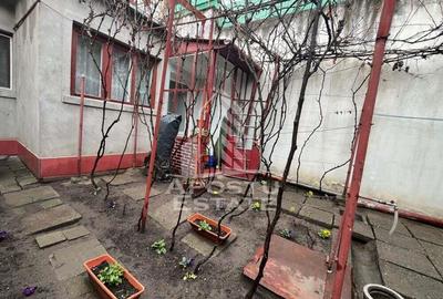 Casa cu 3 camere, curte comuna, posibilitate mansardare, zona Crisan - 7