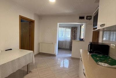 Casă cu 3 camere cu Teren 395 Mp în Central - 15