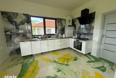 Casă cu 4 camere cu Teren 750 Mp în Jucu - 6