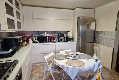 Casă individuală cu 5 camere cu Canalizare în Central - 6