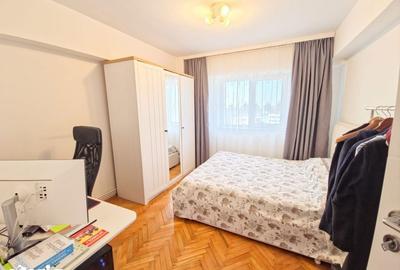 Apartament cu 3 camere decomandat în Calea București - 7