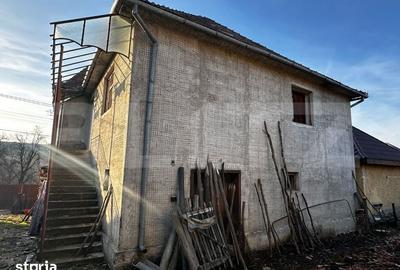 Casă cu 4 camere cu Teren 2500 Mp în Meseșenii de Jos - 5