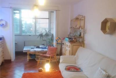 Apartament cu 3 camere decomandat în Semicentral - 1
