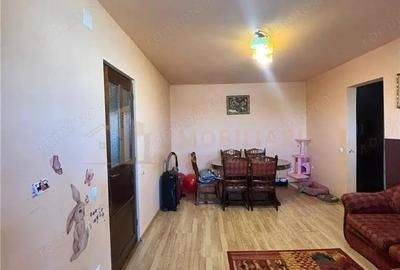 Apartament cu 3 camere în Săsar - 11