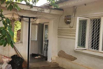 Casă cu 4 camere în Huși - 3