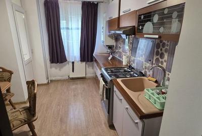 Apartament cu 3 camere decomandat în Gării - 2