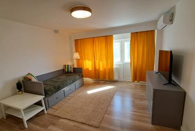 Garsonieră decomandată, mobilată în Unirii