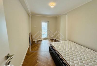 Apartament cu 3 camere decomandat în Cristian - 6