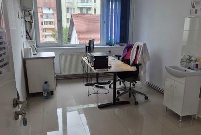 Spațiu comercial, de 14 mp, în Cedonia