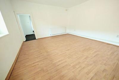 Casă cu 3 camere în Zădăreni - 2