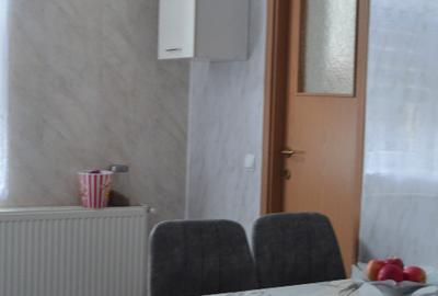 Apartament cu 3 camere semidecomandat în Central - 5