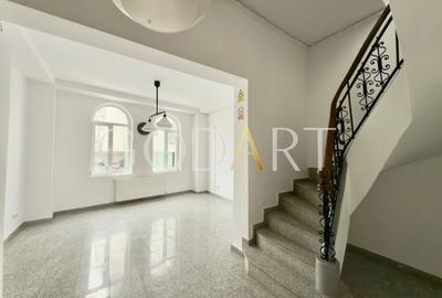 Casă individuală cu 7 camere cu Canalizare în Eminescu - 2