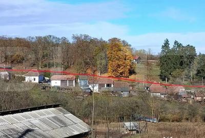 Casă cu 3 camere cu Teren 18449 Mp în Păingeni - 2