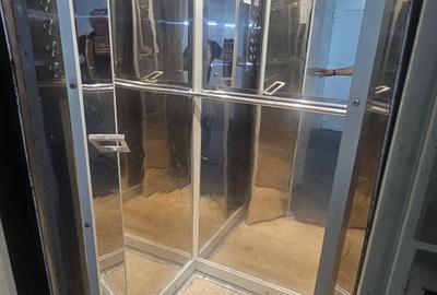 Apartament renovat total, mobilat nou, prima inchiriere, langa metrou, la cheie. - 16