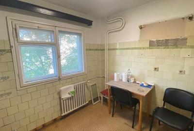 Apartament cu 3 camere decomandat în Tineretului - 15