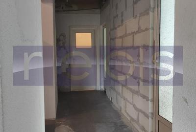 Apartament cu 4 camere decomandat în Calea Călărașilor - 13