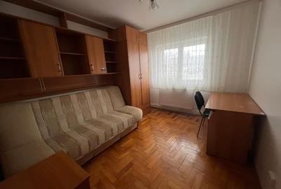 Apartament cu 3 camere decomandat în Obcini - 3