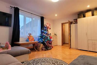 Apartament cu 3 camere semidecomandat, mobilat în Central - 3