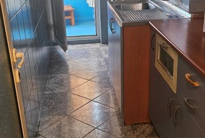 De vânzare – Apartament 2 camere decomandat, Micro 19, str. Oțelarilor De vânzare – Apartament 2 camere decomandat, Micro 19, str. Oțelarilor - 3