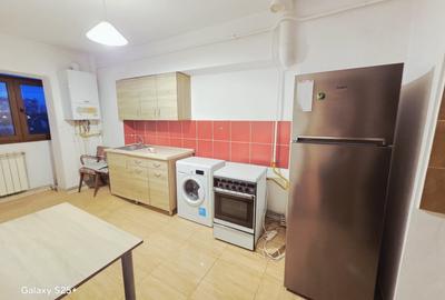 Ap 1 cam D, Gara, vis a vis Mc donalds - 4