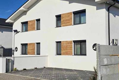 Casă cu Teren 300 Mp în Central - 20